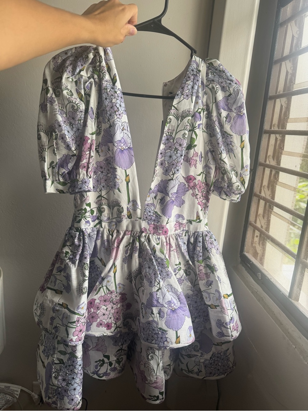 Aubrie Linen Mini Dress - Deep V-neck - Picture 4 of 6